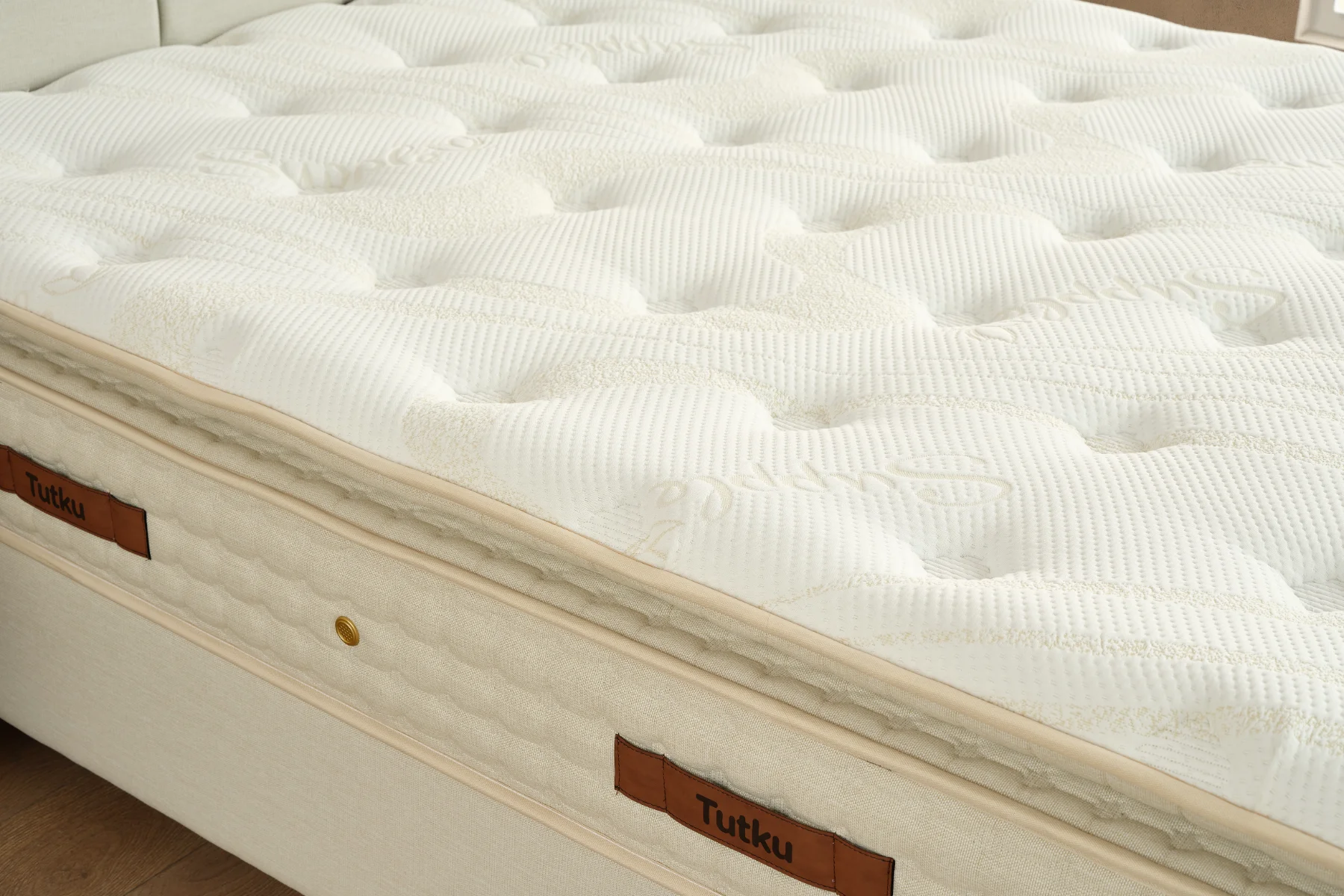 Begonya Yatak 160x200